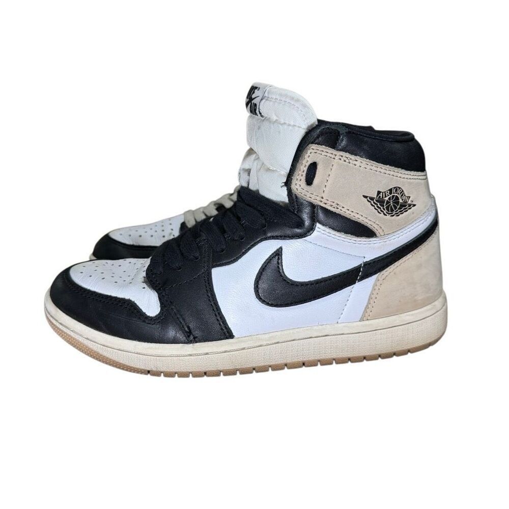 Jordan 1 Retro High OG Latte (Women's) Size 7.5 In Good Condition